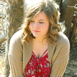 Meet your Posher, Madolyn